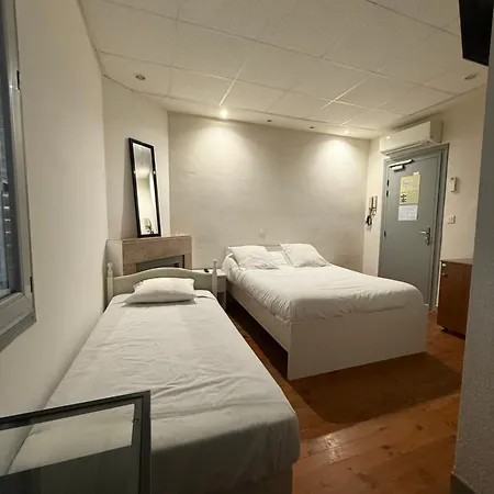 Relais Sud 2* Valence (Drome)